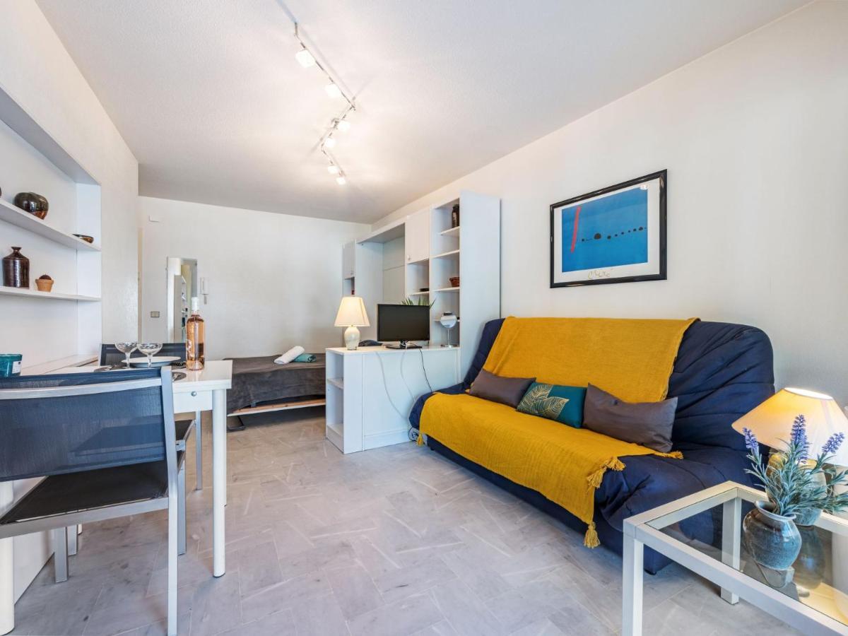 Studio Le Mercure By Interhome Cannes Bagian luar foto