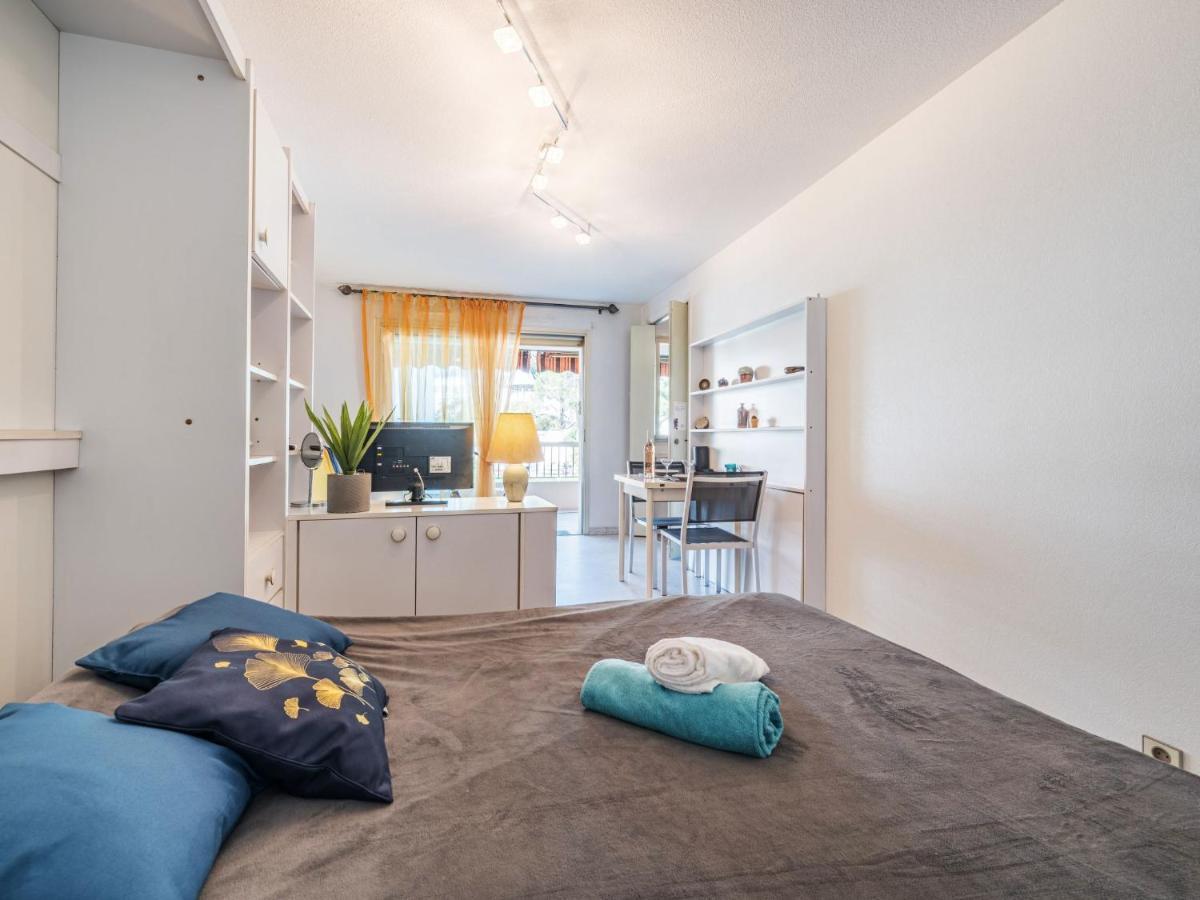 Studio Le Mercure By Interhome Cannes Bagian luar foto